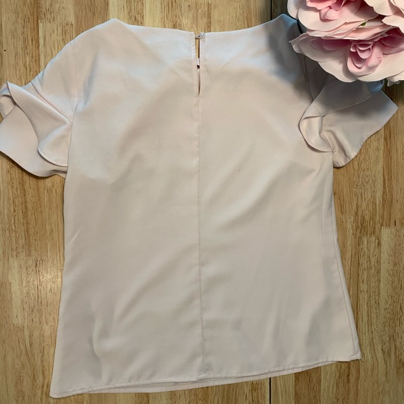 Banana Republic Light Pink Short Sleeve Blouse - Picture 2 of 3